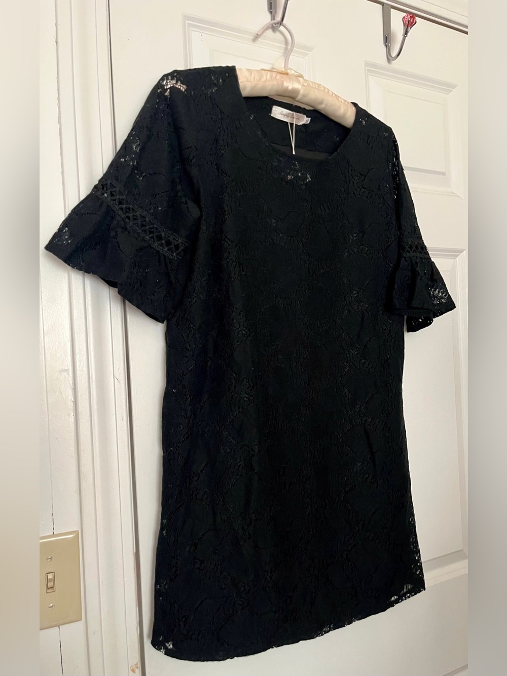 Simply Couture Black Lace Mini Shift Dress